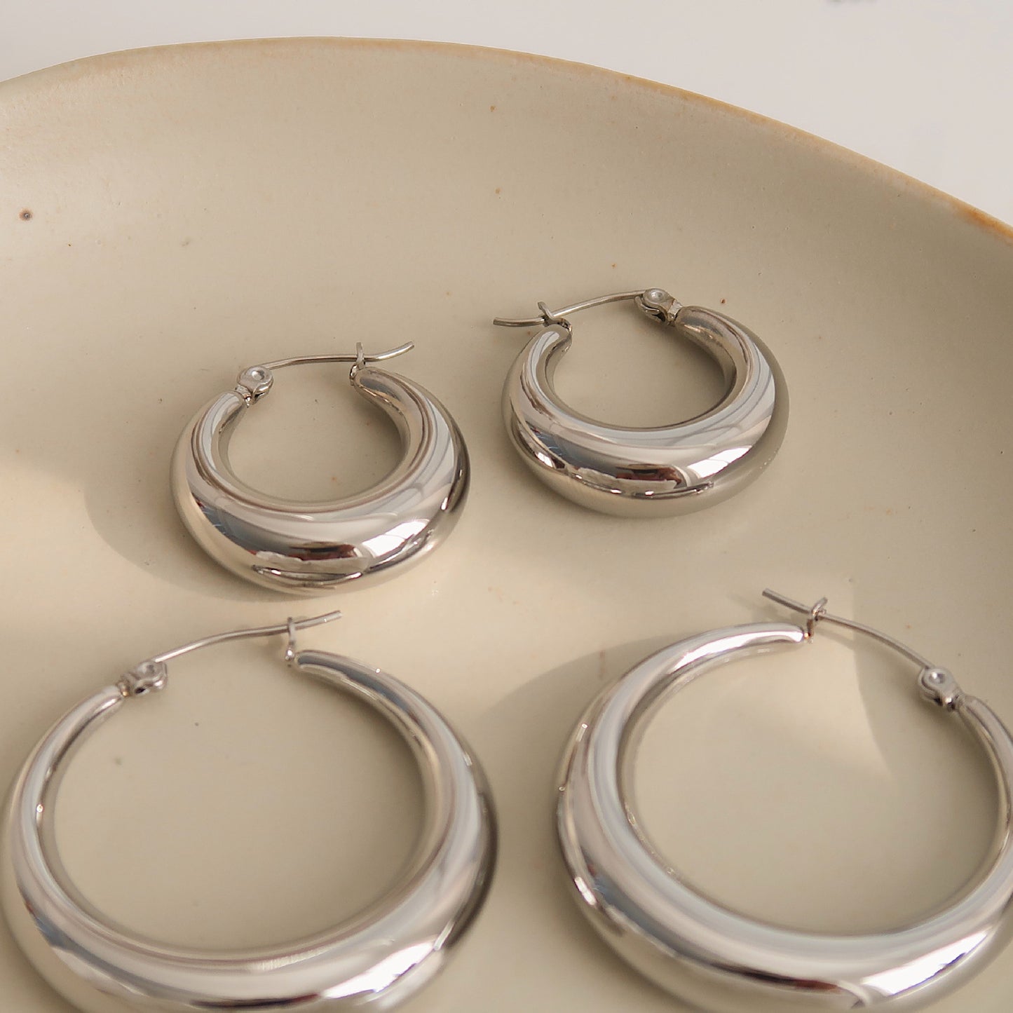 Hollow Round Earrings