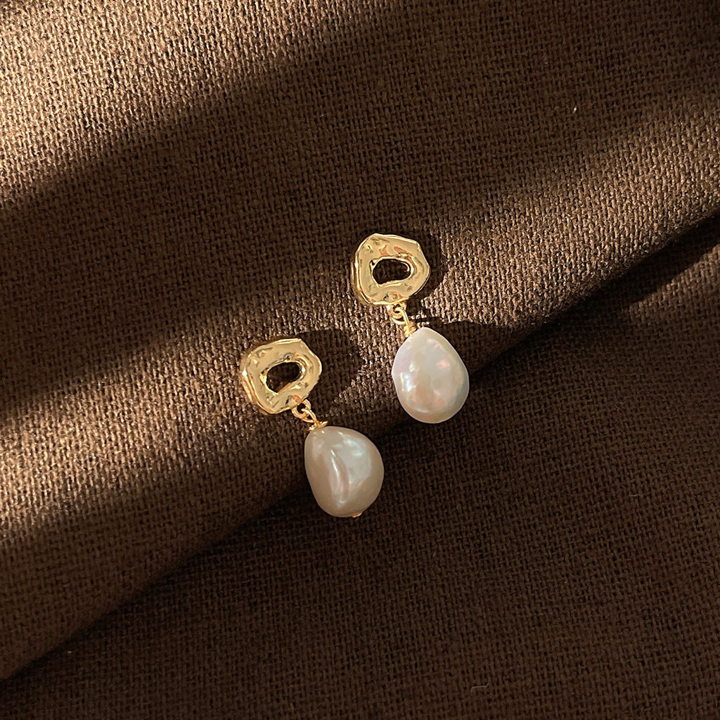 Dusk Romance Pearl Earrings